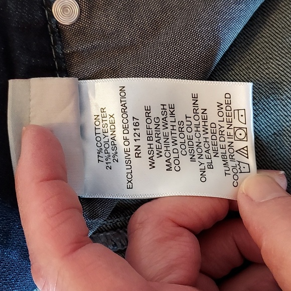 Laurie Felt Women's Shorts Daisy Denim Bermuda Shorts High Waist Cuffed … - Picture 14 of 16